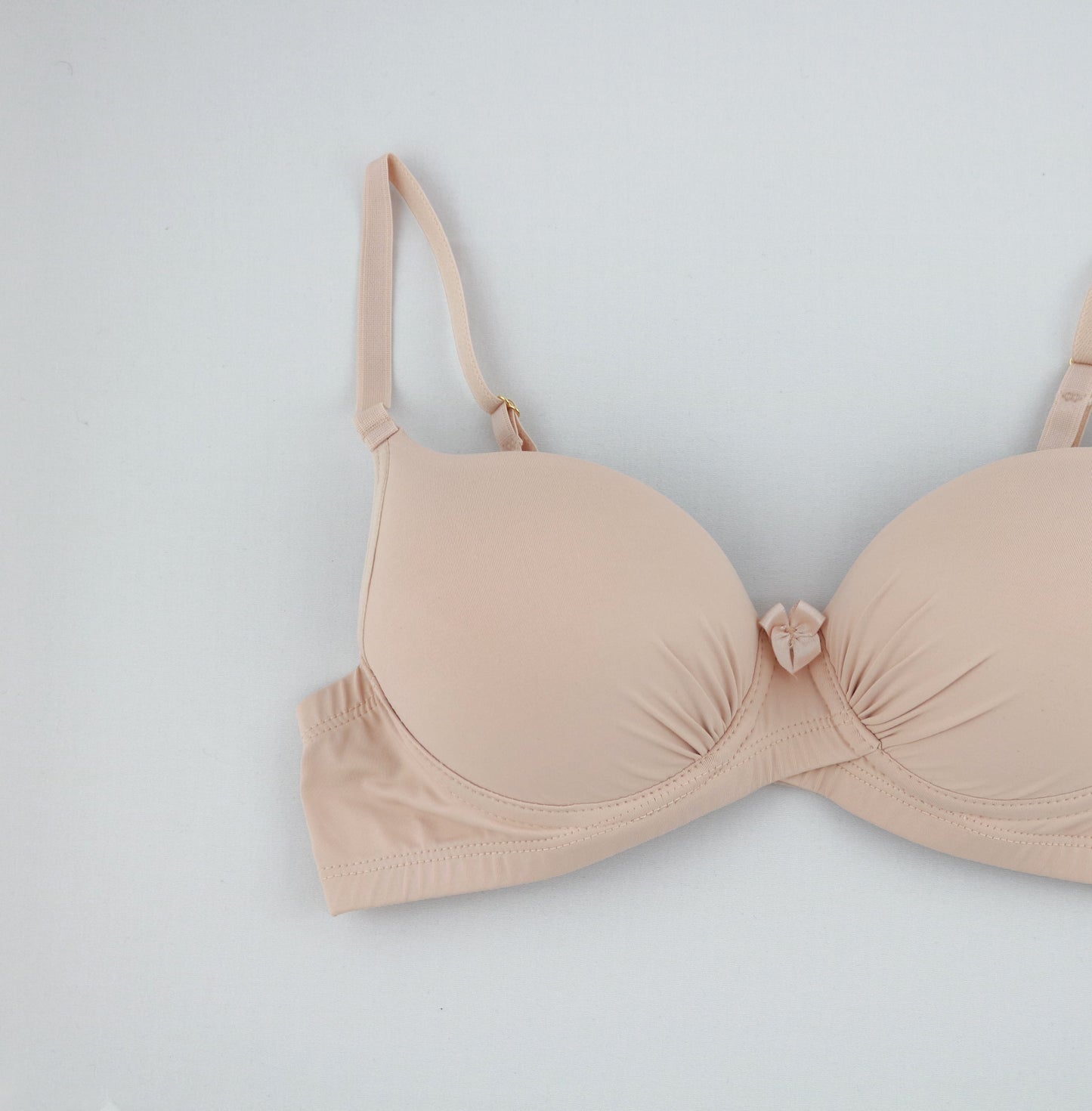 beige everyday essential t-shirt bra